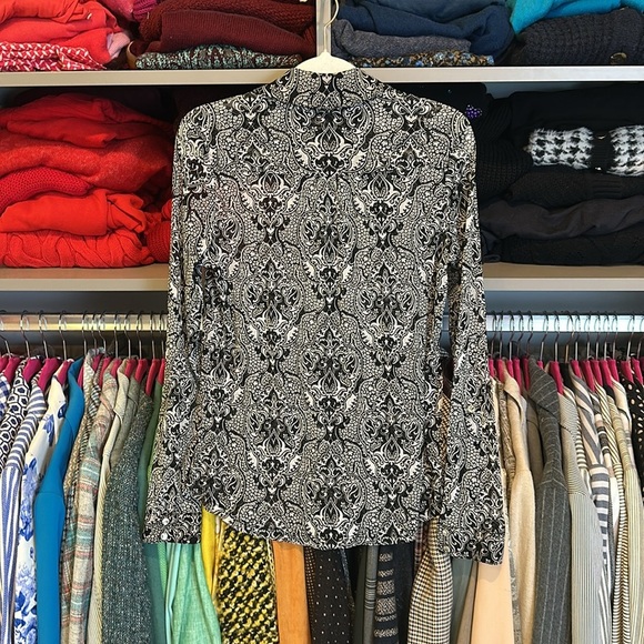 INC black/white print long sleeve jewel button down semi sheer top size MP - Picture 3 of 3